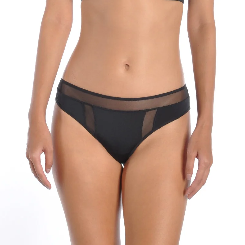 convertible bra with hook-and-eye closureBasic Tanga