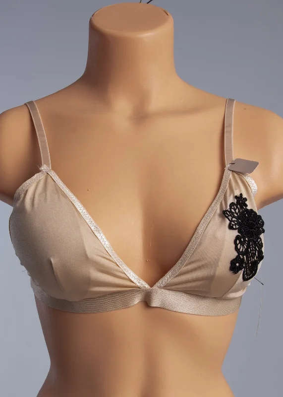 wireless bra with stretch lace for flexibilityThe Flavia Bralette